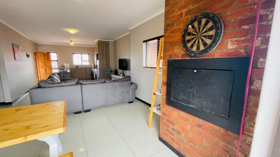 2 Bedroom Property for Sale in Tuscany Ridge North West